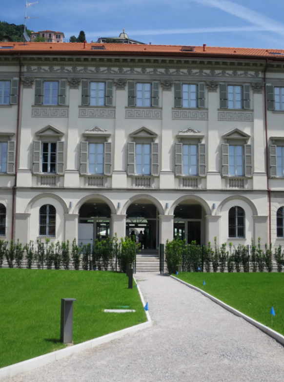 Edificio La Presentazione, Como